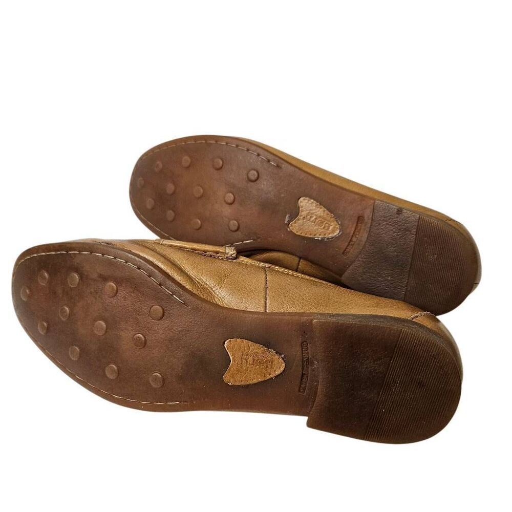 Born Ardsley leather loafer with gold hardware. 9NWT - Picture 4 of 6